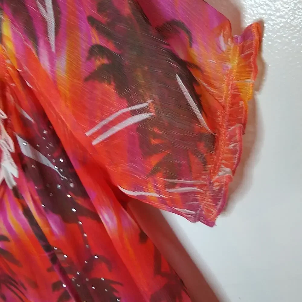 Maurice women's size medium palm trees blouse. Lite weight
